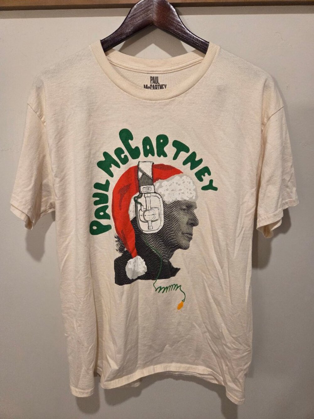 Paul McCartney Wonderful Christmastime Santa Headphones T-Shirt Men’s Large 2024